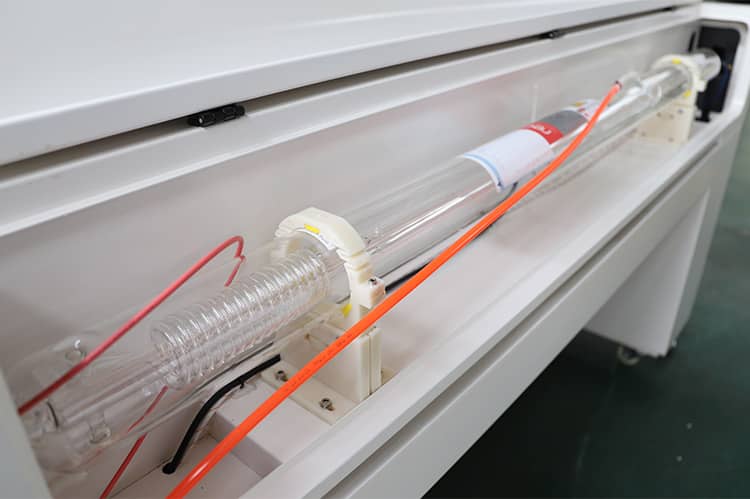 CO2 лазерная резка и гравировальная машина