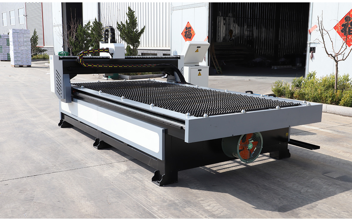 Machine &agrave; d&eacute;couper en m&eacute;tal plasma CNC