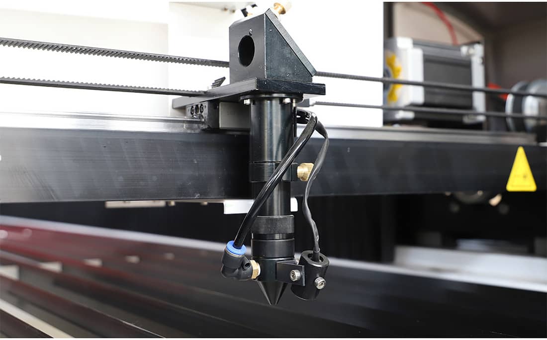 M&aacute;quina a laser CO2