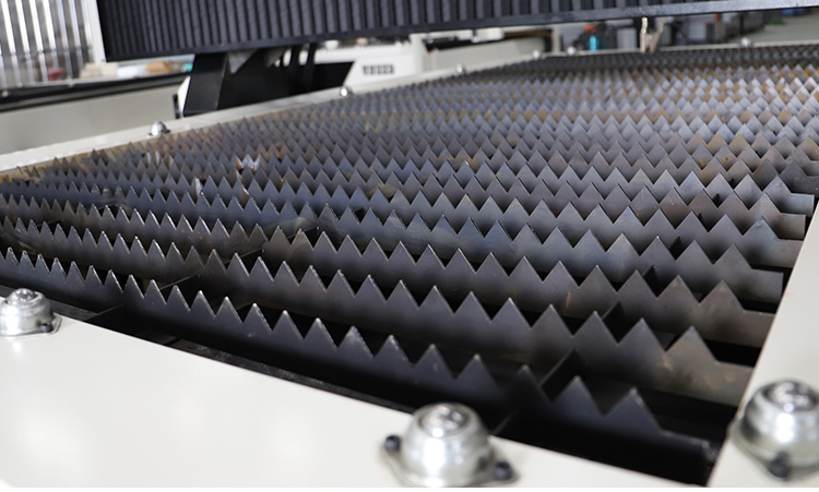 Mild &Ccedil;elik CNC Plazma Kesme Makinesi